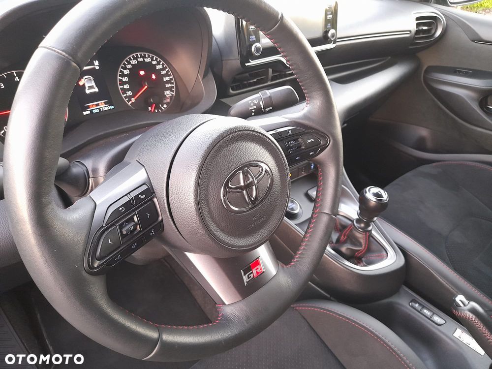 Toyota GR Yaris 1.6 Dynamic - 17