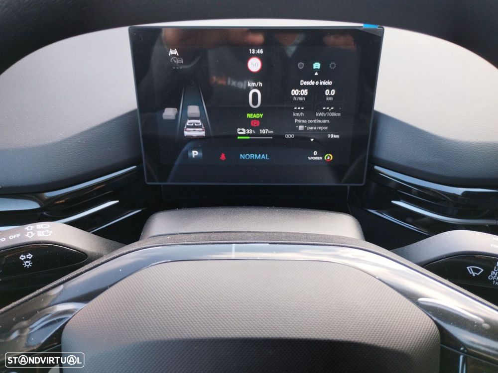 MG MG4 51 kWh Standard - 12