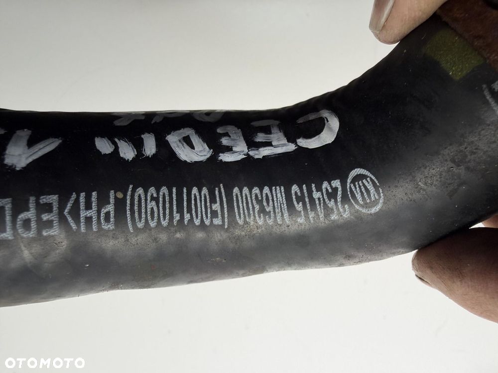 PRZEWÓD CHŁODNICY WODY DOLNY KIA CEED III 1.6 CRDI D4FE  25415-M6300 2017- - 4