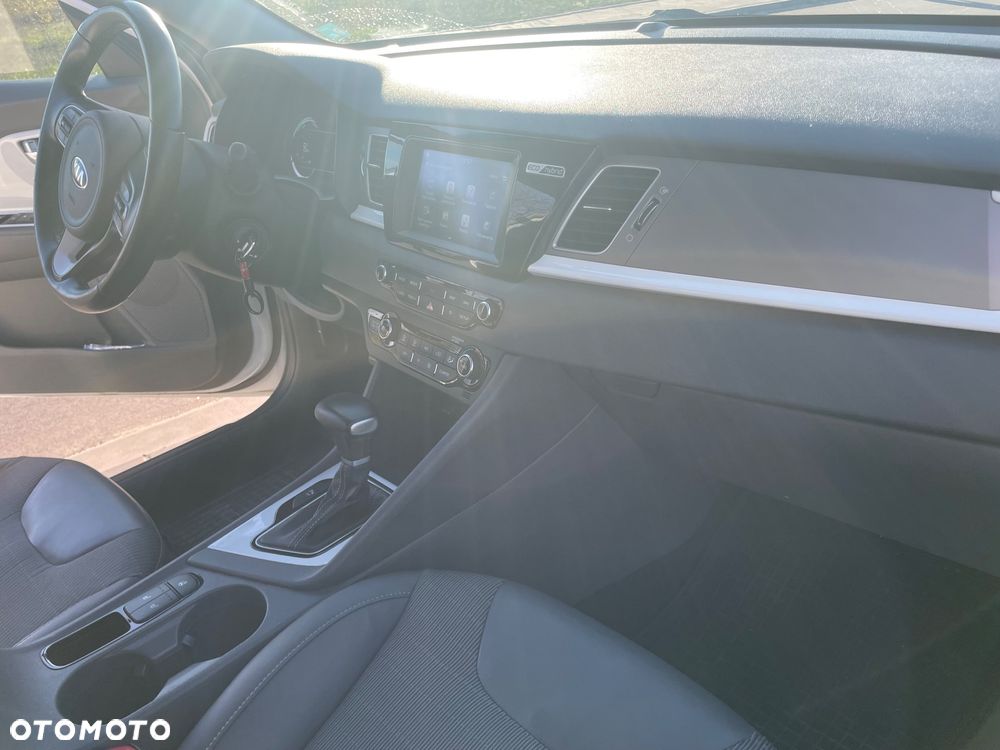 Kia Niro 1.6 GDI Hybrid XL - 12