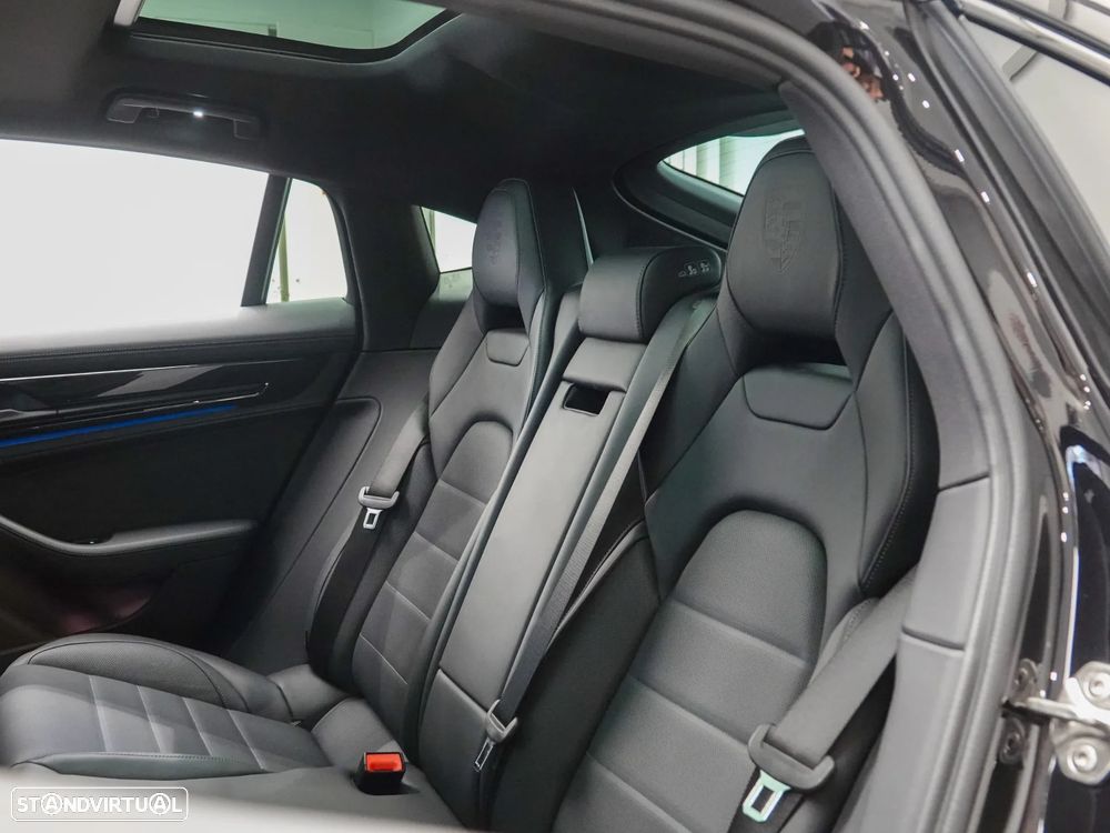 Porsche Panamera - 14