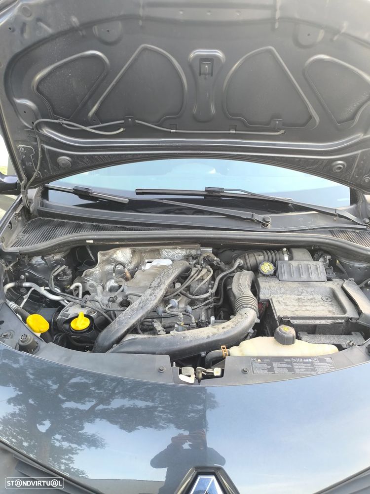 Renault Clio Sport Tourer - 15