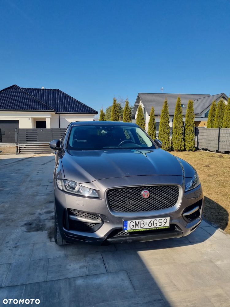 Jaguar F-Pace - 19