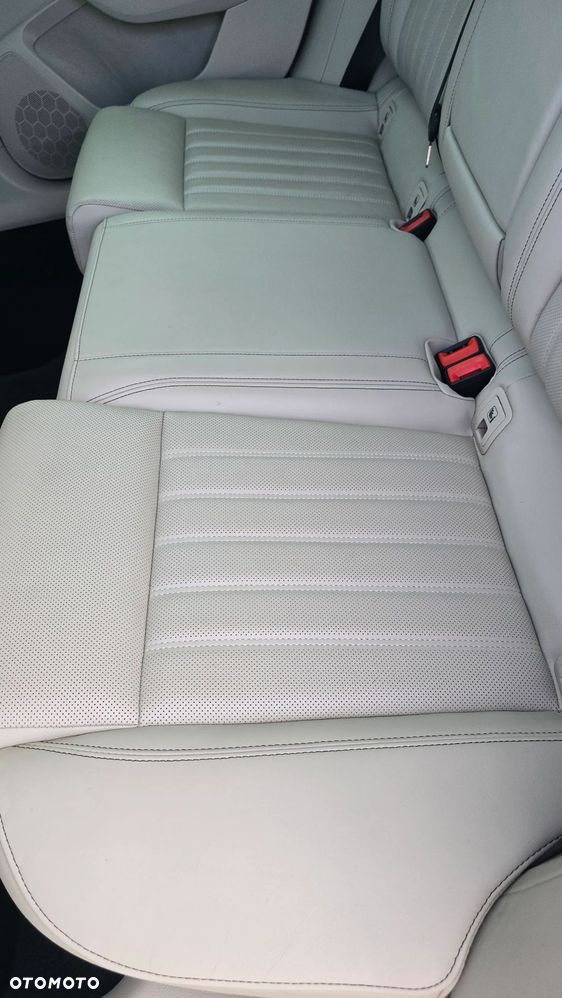 Skoda Superb 2.0 TDI SCR 4x4 L&K DSG - 18