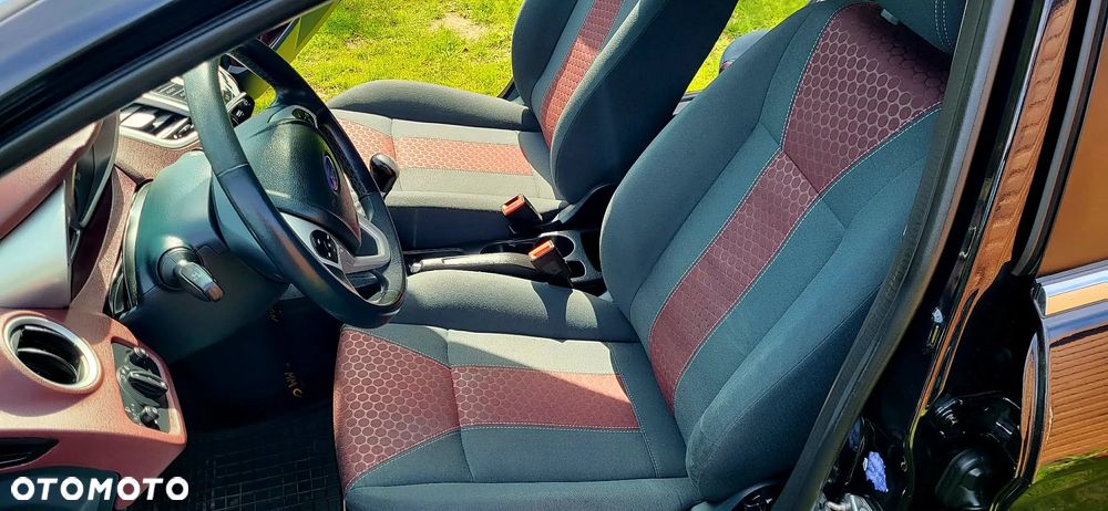 Ford Fiesta 1.4 Titanium EU5 - 14