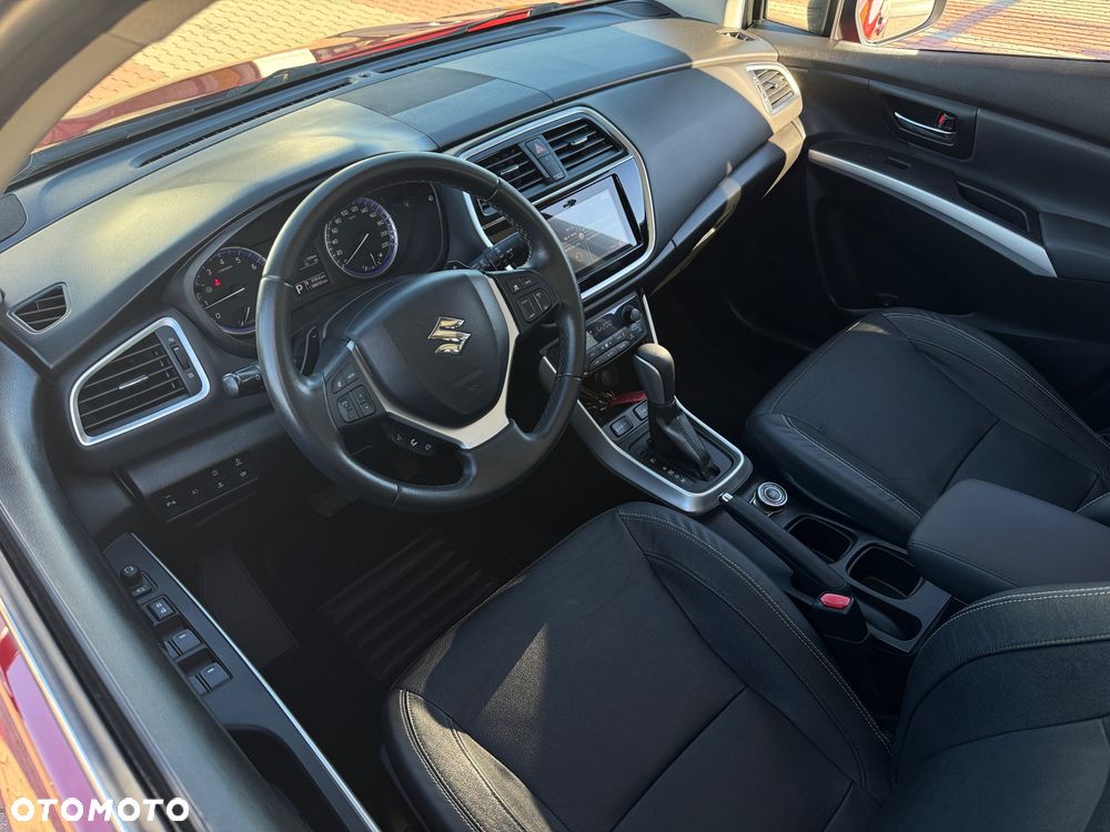 Suzuki SX4 S-Cross 1.4 T Premium 4WD - 5