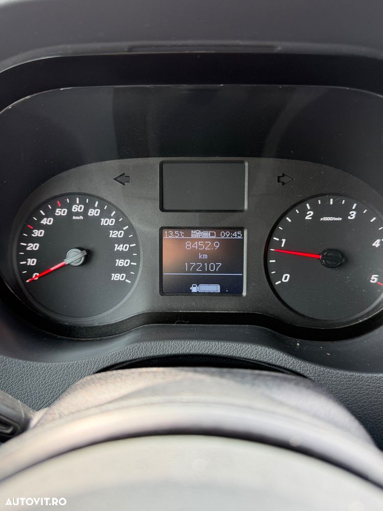 Mercedes-Benz Sprinter - 17