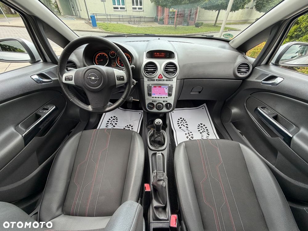 Opel Corsa 1.4 16V 150 Jahre - 17