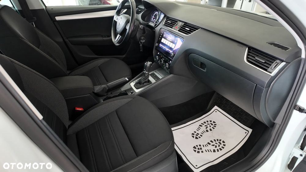 Skoda Octavia 2.0 TDI 4x4 Ambition DSG - 23
