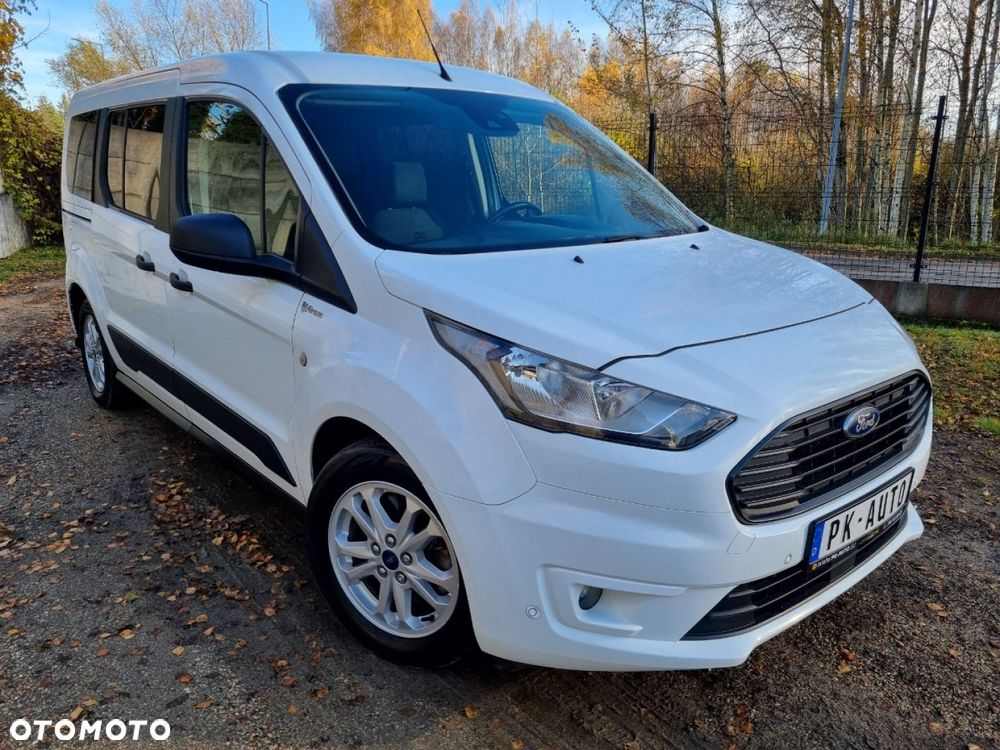 Ford Tourneo Connect Grand - 35