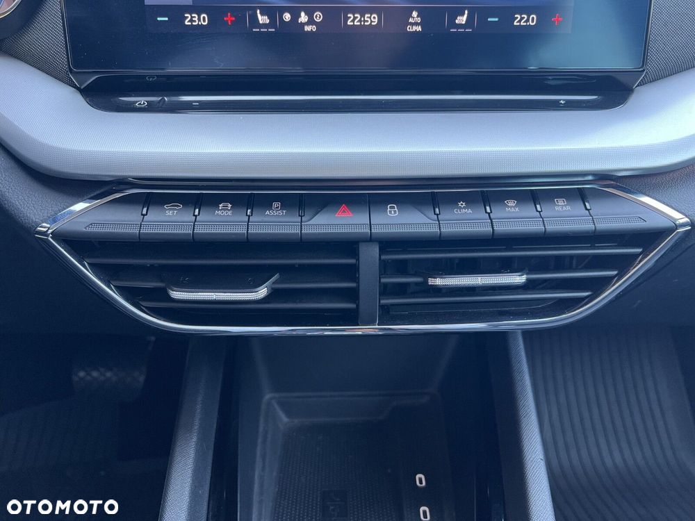 Skoda Octavia 2.0 TDI Ambition DSG - 29