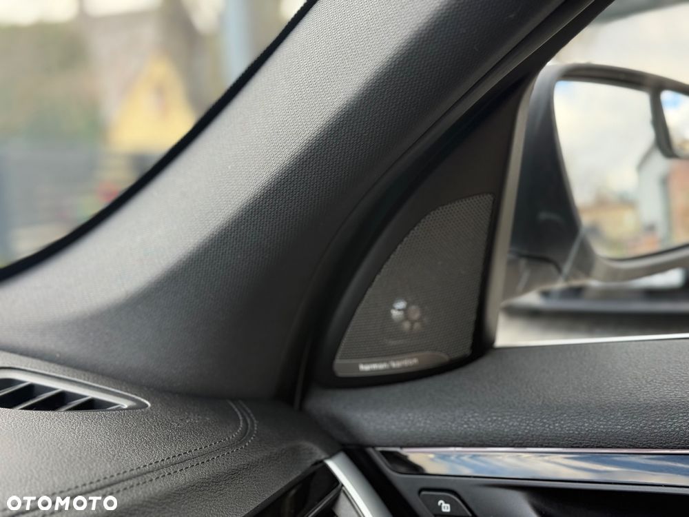 BMW X1 xDrive25i GPF xLine sport - 18