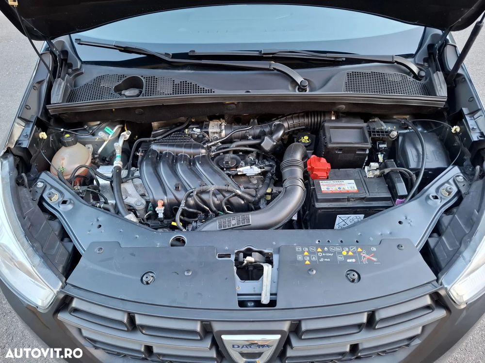 Dacia Lodgy 1.6 SCe Laureate - 11