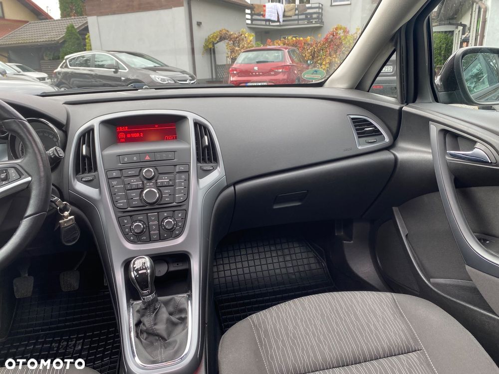 Opel Astra 1.4 Turbo Design Edition - 31