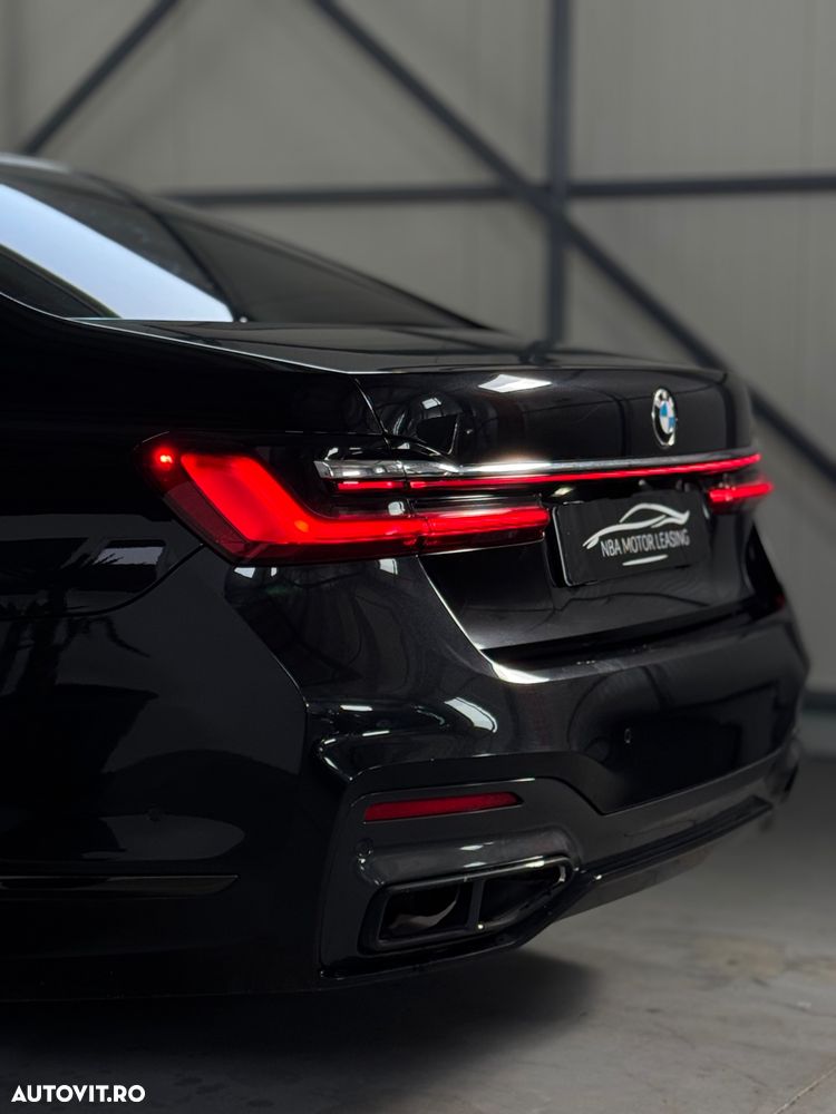 BMW Seria 7 745e - 7
