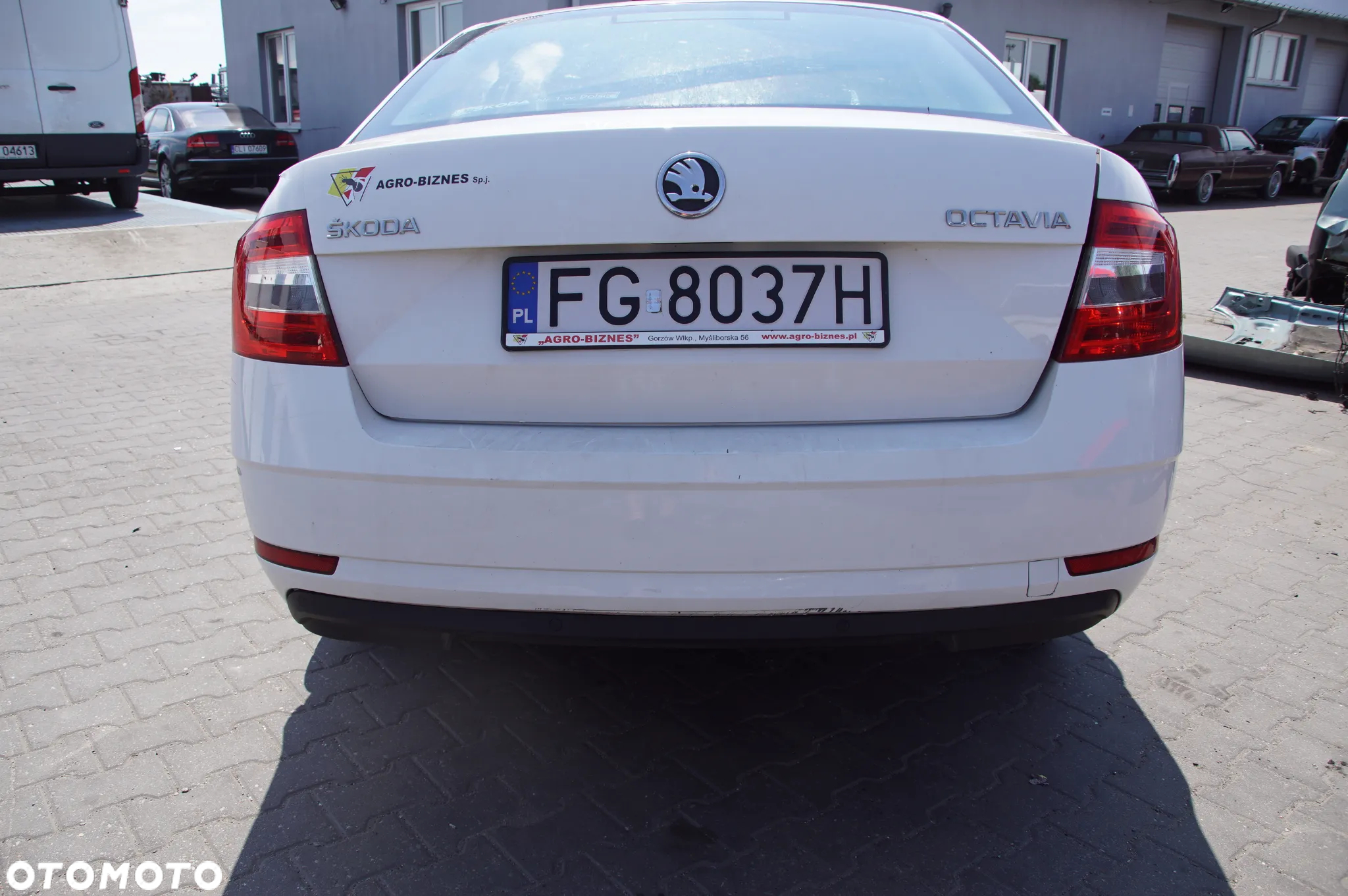 POJAZD NA CZĘŚCI KASACJA SZROT TEL 692324777 Skoda Octavia 3 2.0 tdi crmb 150 kod lakieru LF9E skrzynia pgt hatchback felga amortyzator wtryskiwacz drzwi klapa lampa ćwiartka próg słupek - 13