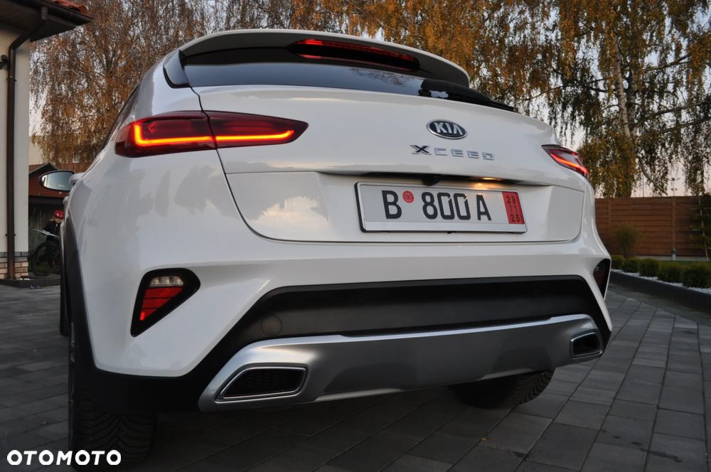 Kia XCeed 1.6 CRDi DCT7 PLATINUM EDITION - 9