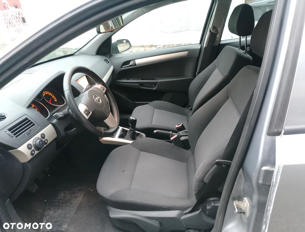 Opel Astra 1.6 Easytronic NAVI - 15