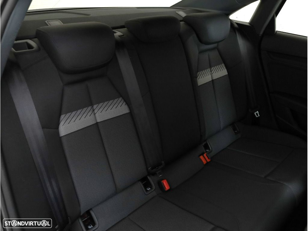 Audi A3 Limousine 30 TFSI S line S tronic - 15
