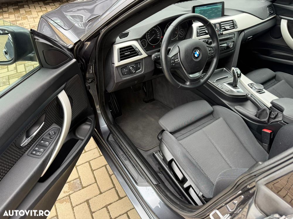 BMW Seria 3 325d Aut. Advantage - 6