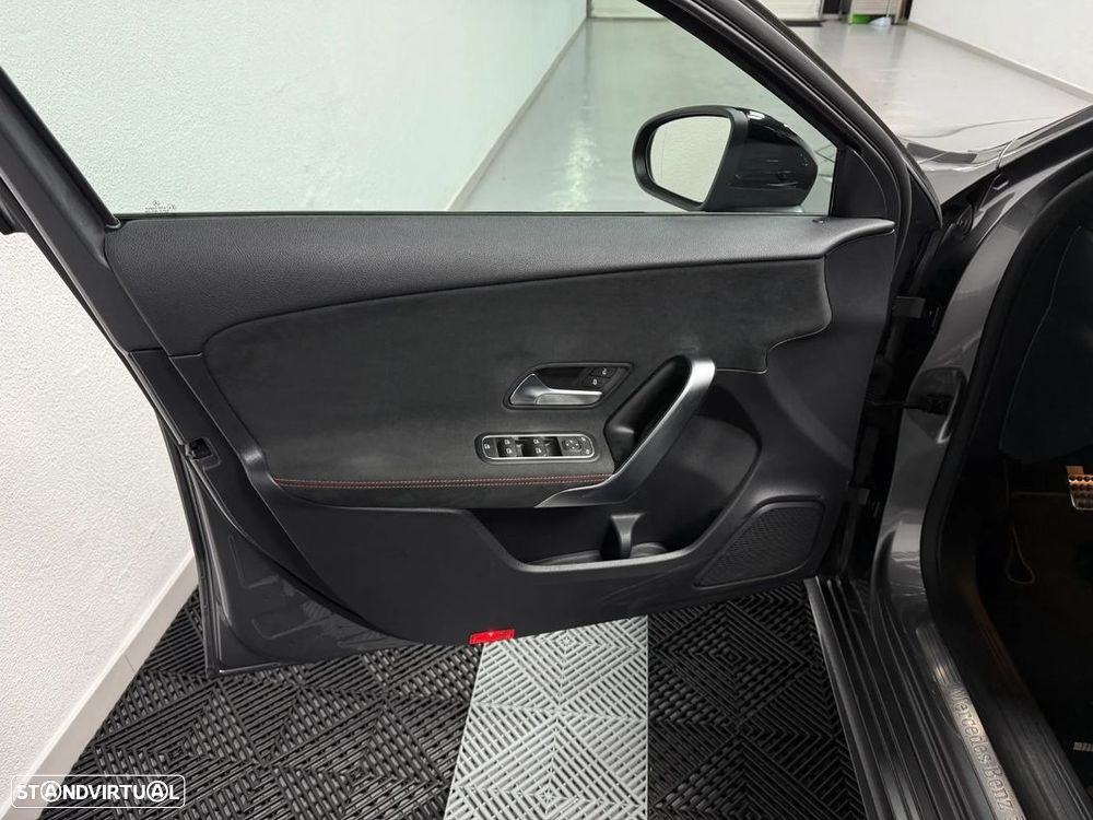 Mercedes-Benz A 160 d AMG Line - 8