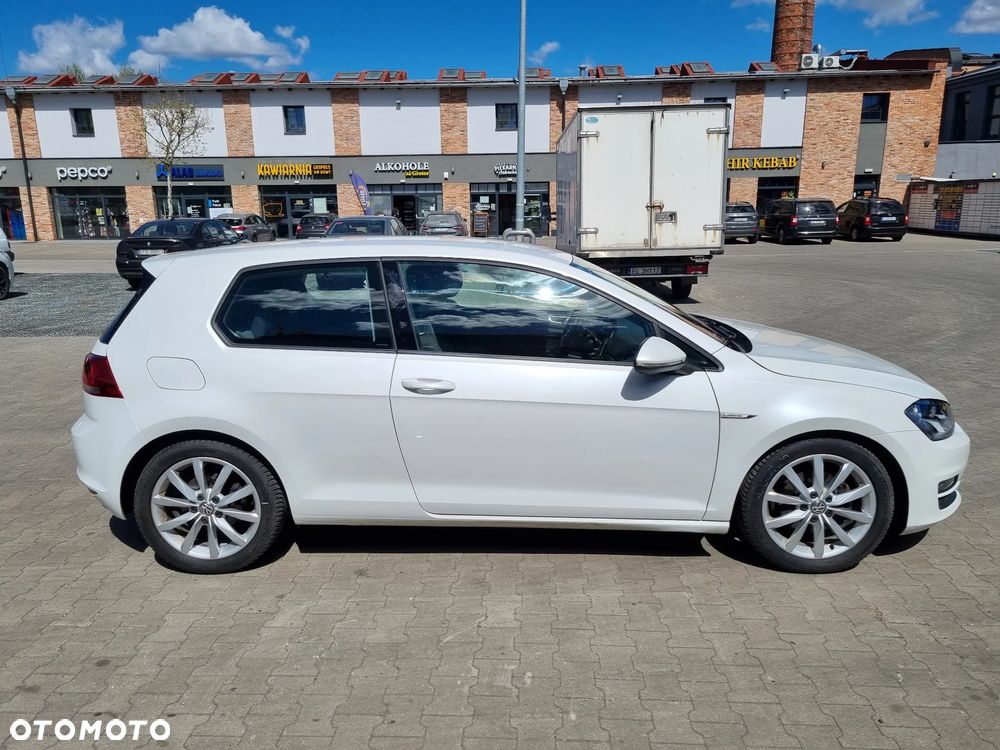 Volkswagen Golf 1.6 TDI BlueMotion Comfortline - 3