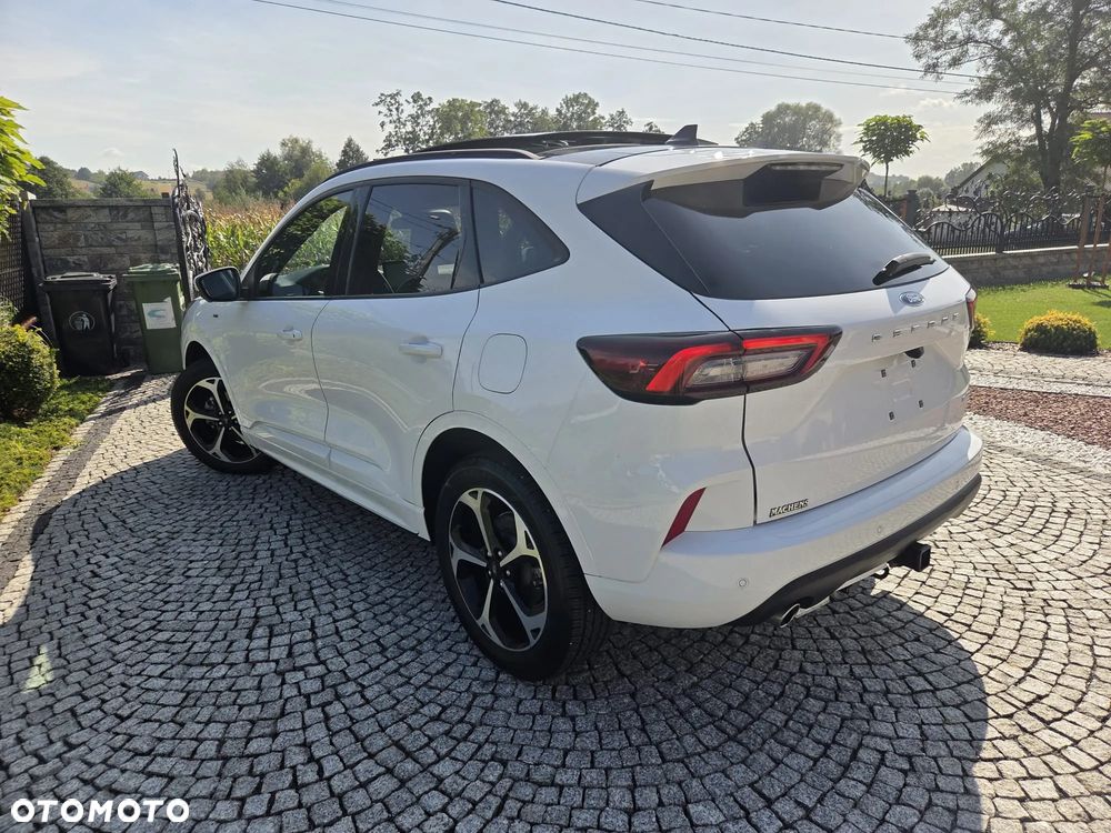 Ford Kuga - 33