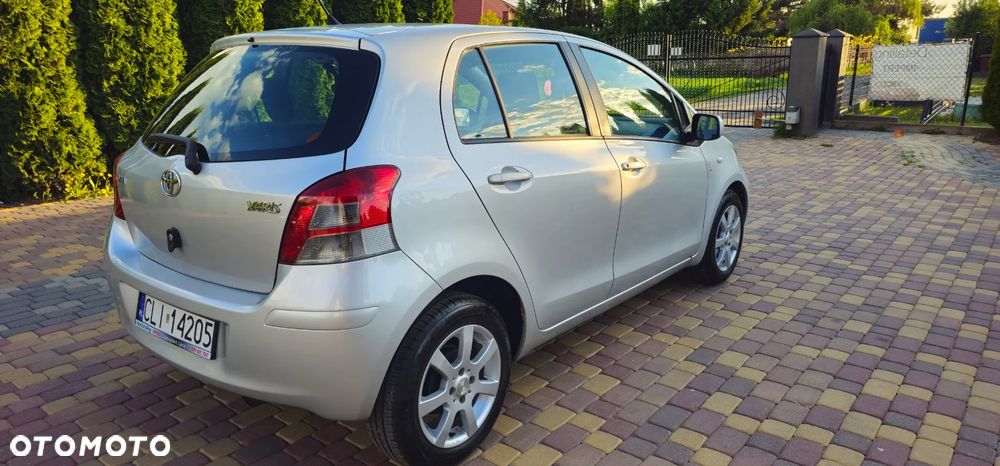 Toyota Yaris 1.33 2010 - 6