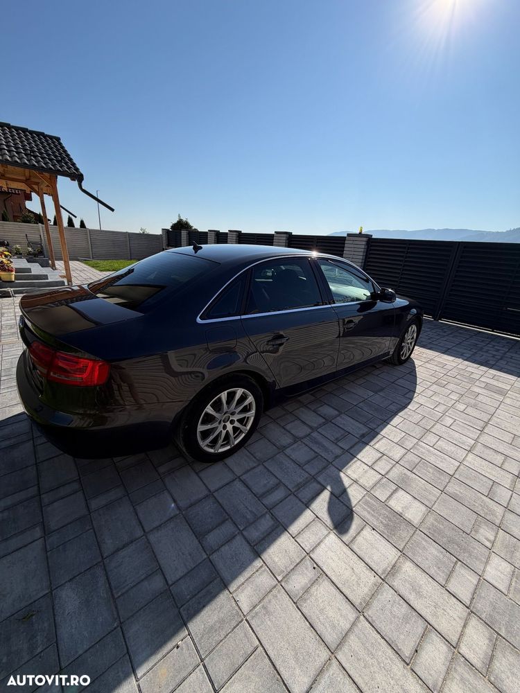 Audi A4 Limuzina 2.0 TDI B8 - 5