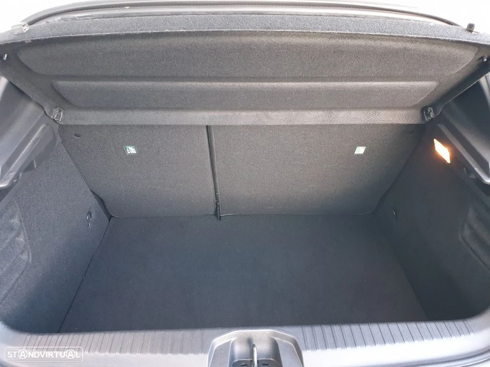 Renault Clio 1.6 E-Tech Edition One - 10