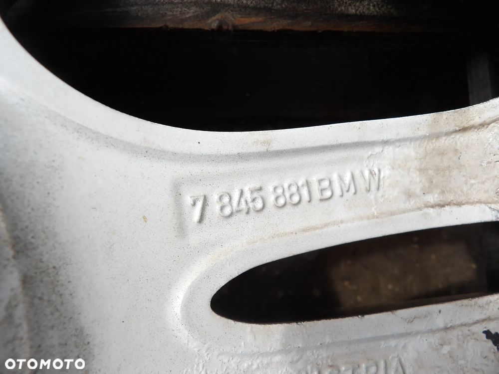 BMW - F30,F31,F32,E90 - KOMPLET ALUMINIWYCH FELG - M PAKIET - 8jX18H2  IS34 - 8,5jX18H2  IS47 - 7845880  7845881 - 10