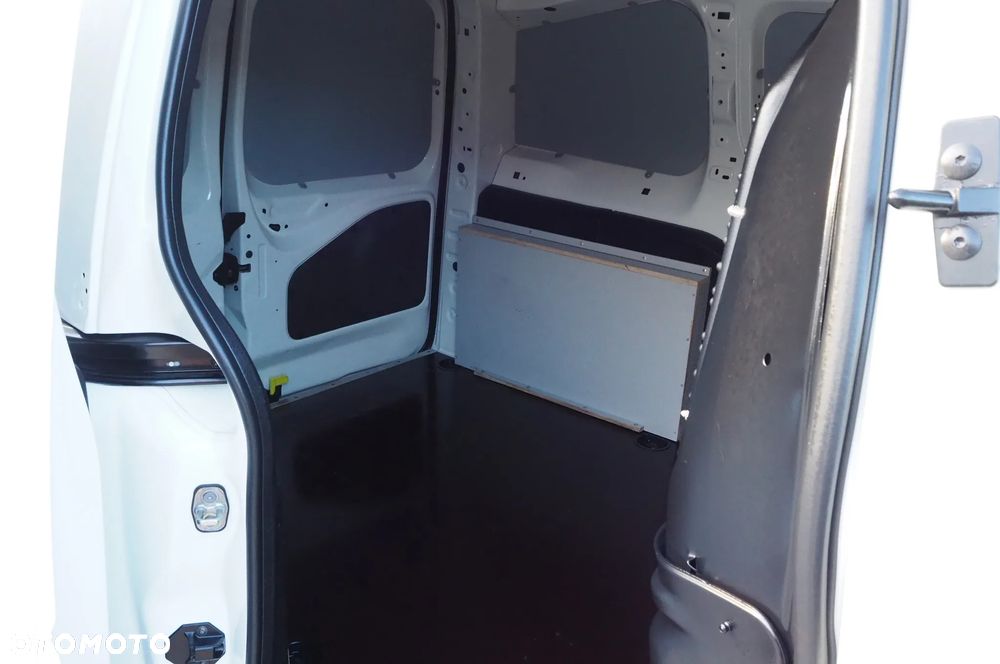 Citroën BERLINGO - 38