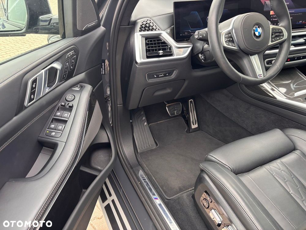 BMW X7 xDrive40i mHEV M Sport sport - 24