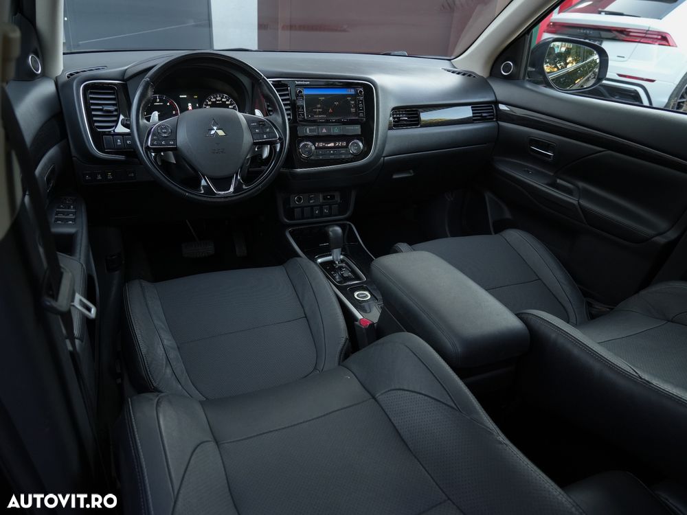 Mitsubishi Outlander 2.2 DI-D 4WD Automatik Diamant Edition - 5