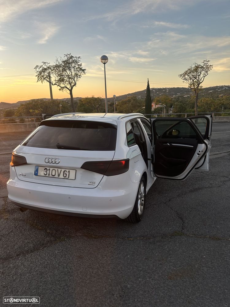 Audi A3 Sportback - 15