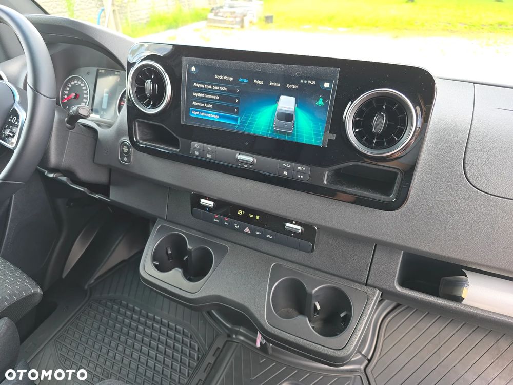 Mercedes-Benz SPRINTER 319 3.0 190KM NOWY BEZ PRZEBIEGU BOGATA OPCJA WYPOSAŻENIA SALON PL NOWY NOWY NOWY - 34