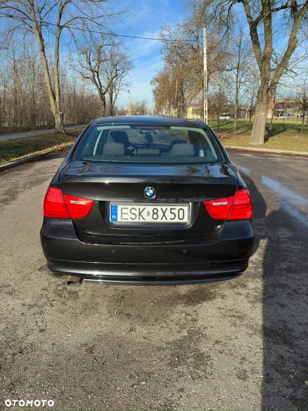 BMW Seria 3 318d - 3