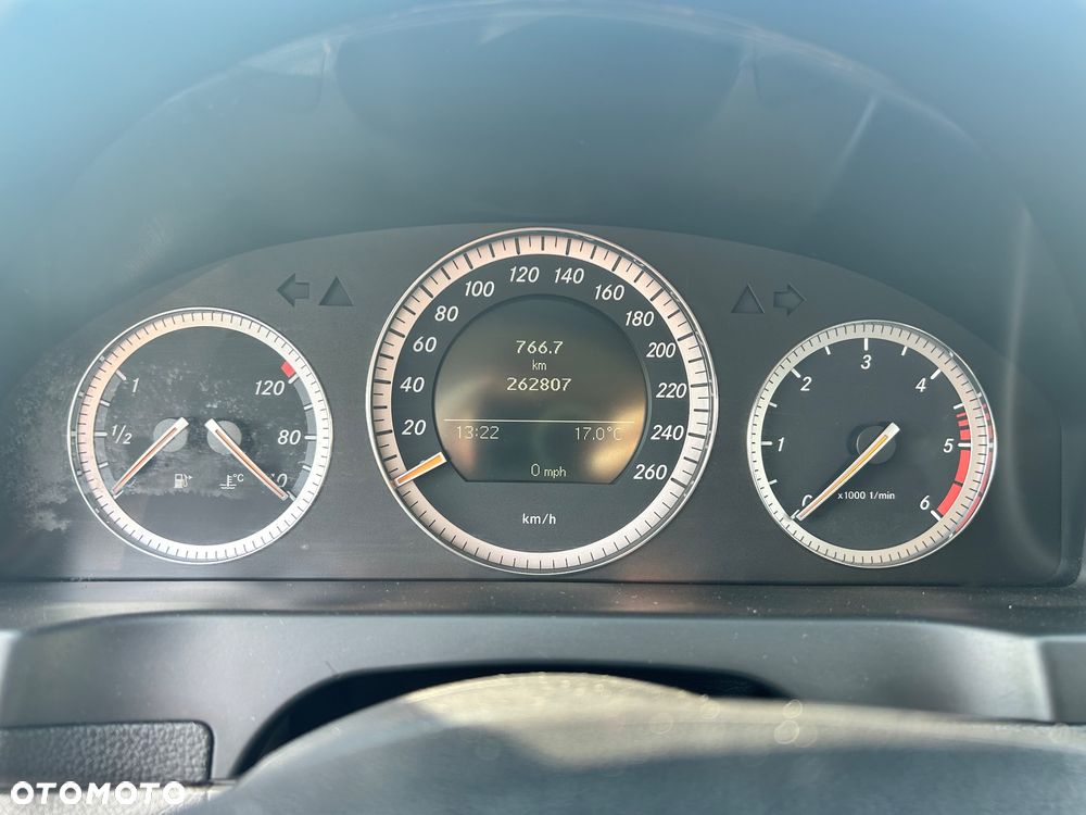 Mercedes-Benz Klasa C 200 CDI Elegance - 13