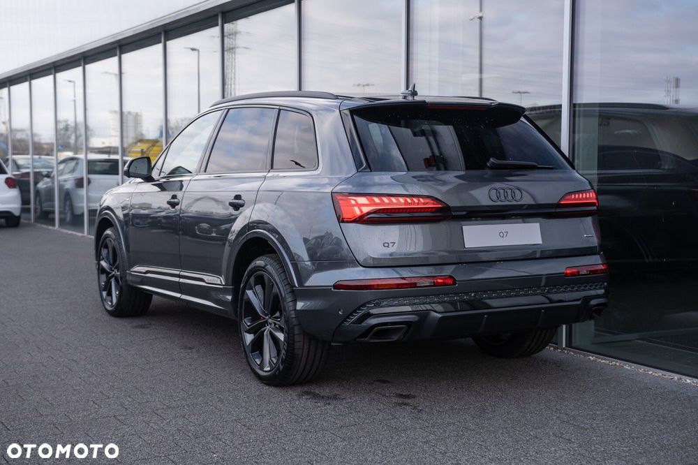 Audi Q7 - 4