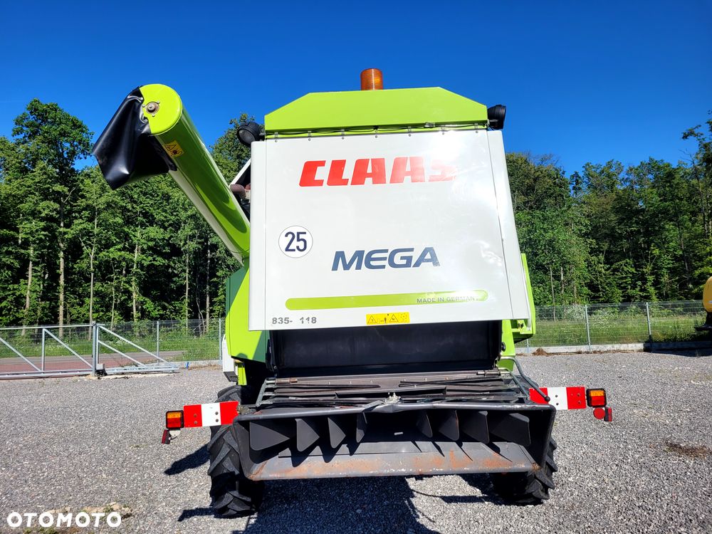 Claas MEGA 350 APS - 11