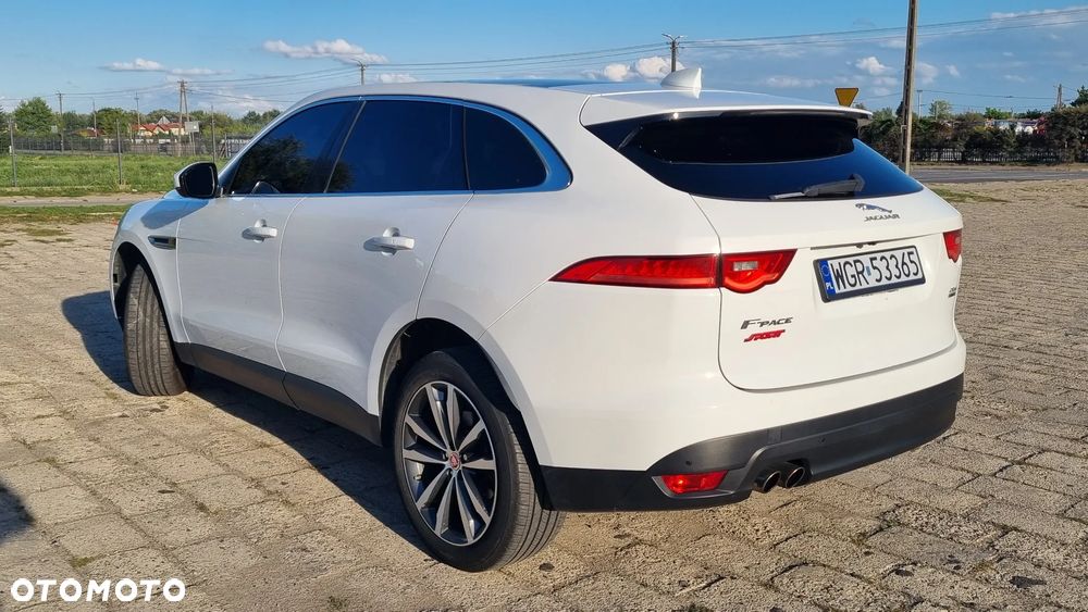 Jaguar F-Pace 2.0 i4D AWD R-Sport - 5