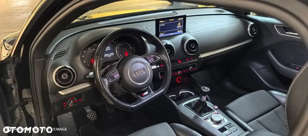 Audi A3 3-drzwiowe 1.4 TFSI S line Sportpaket - 8