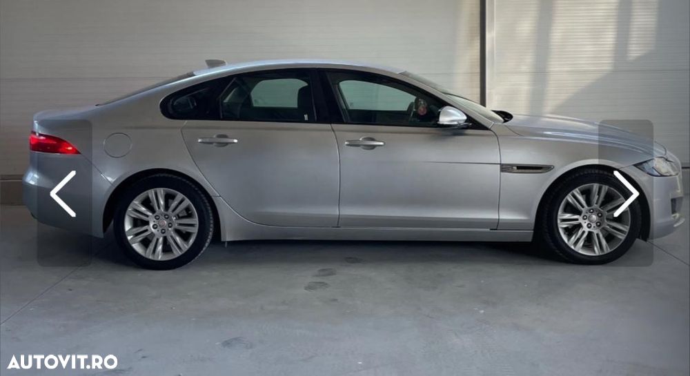 Jaguar XF 20d AWD Portfolio - 13