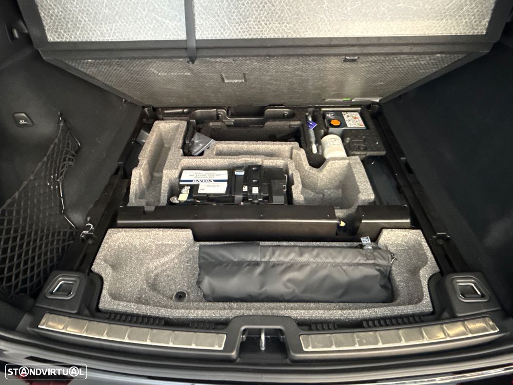 Volvo XC 60 2.0 T6 PHEV Black Edition AWD - 19