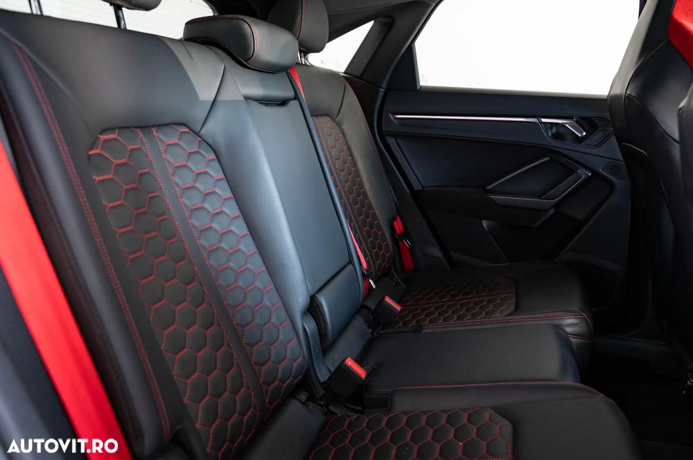 Audi RS Q3 2.5 TFSI quattro S tronic - 8