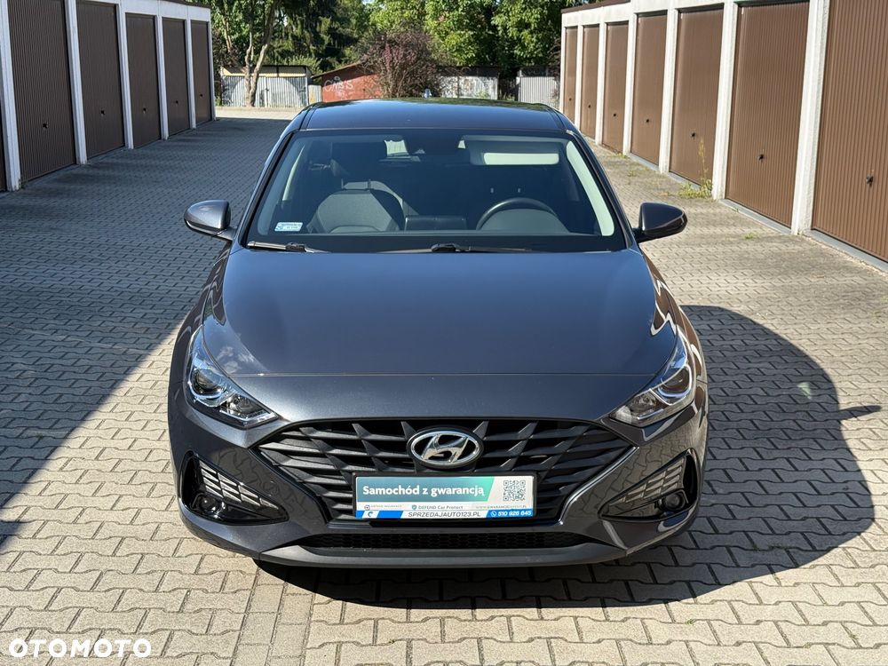 Hyundai i30 1.5 DPI Classic + - 28