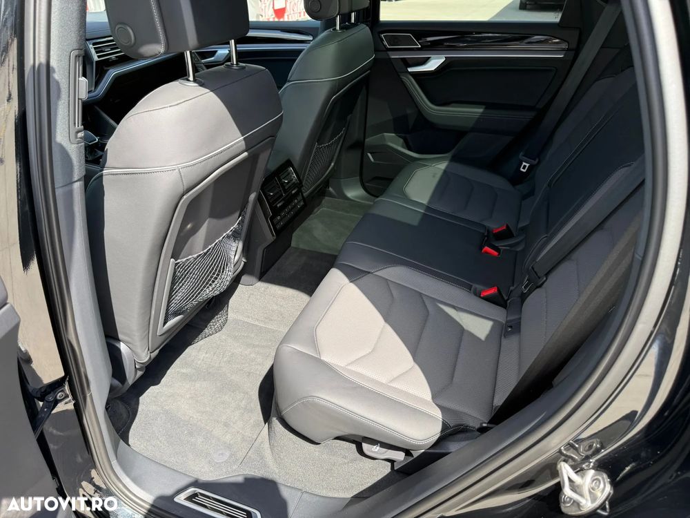 Volkswagen Touareg V6 TDI 4MOTION R-Line - 8