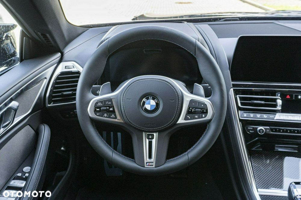 BMW Seria 8 - 15