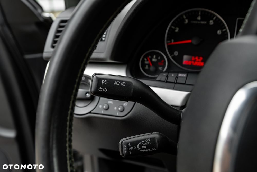 Audi A4 Avant 2.0T FSI Quattro - 28
