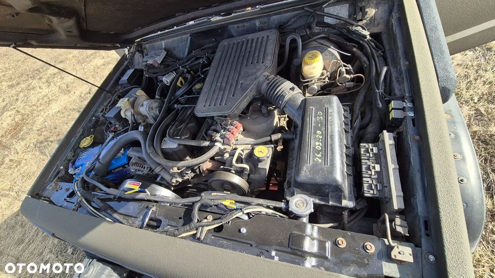 Jeep Cherokee - 14